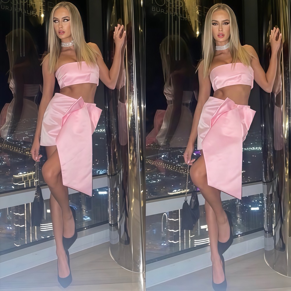 🆕(NWOT) ZARA Bloggers Fav Satin Bow Mini Skirt. Size SMALL. NEVER WORN